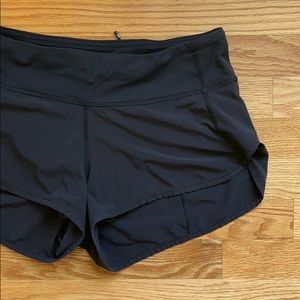 Lululemon | Black Speed Up Shorts 2.5 Inseam